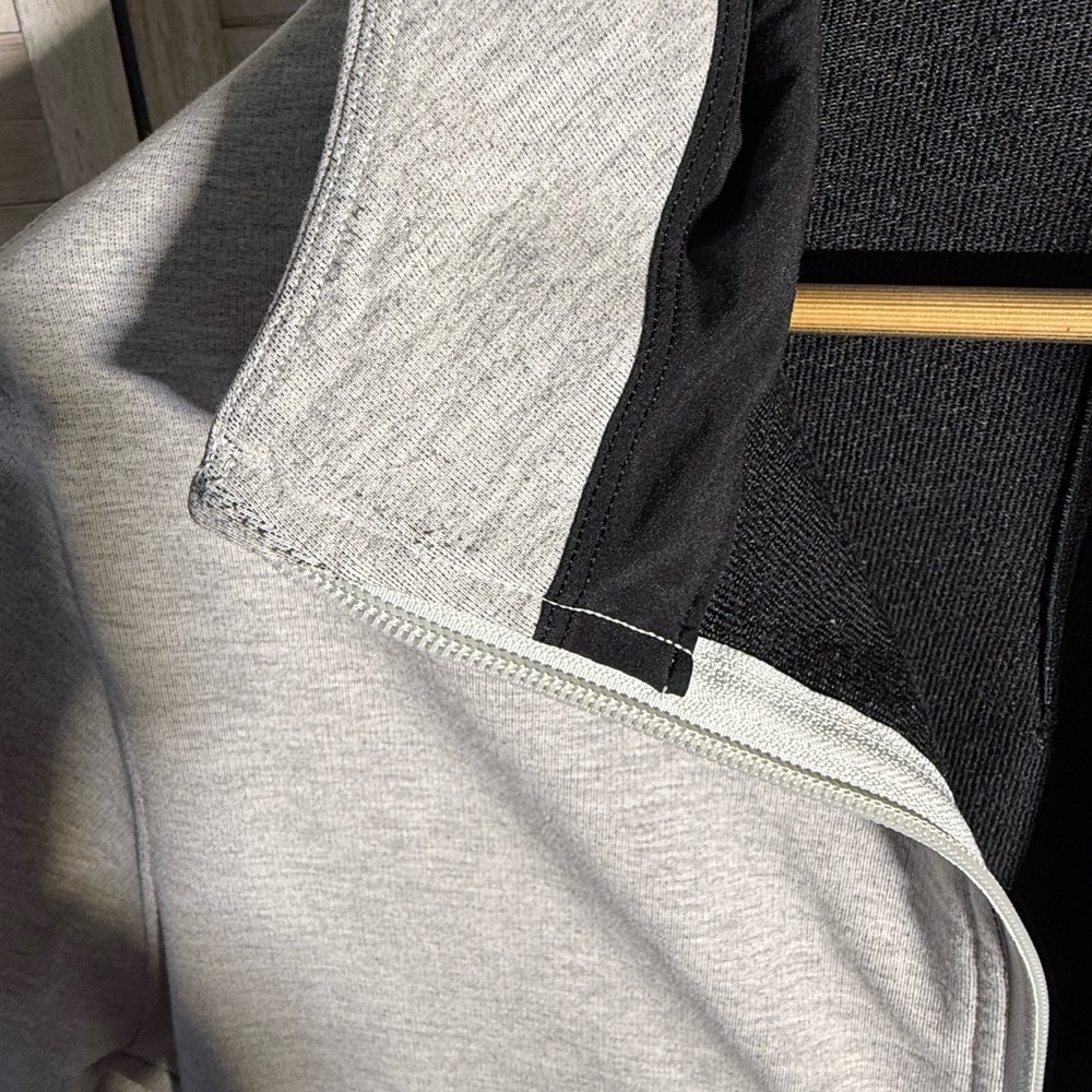 XXL Lululemon Men’s City Sweat Full Zip Hoodie Heathered Ultra Light Grey - Picture 5 of 5